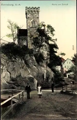Ak Ronneburg in Thüringen, Partie am Schloss