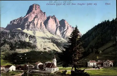 Ak Colfosco Corvara in Badia Südtirol, Teilansicht mit Sass Songher