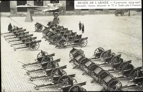 AK Armeemuseum, Feldzug 1914-1915, deutsche 77- und Taubengeschütze, Geschütze