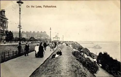 Ak Folkestone Kent England, auf der Leine