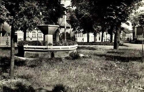 Ak Ichtershausen in Thüringen, Platz der Freiheit