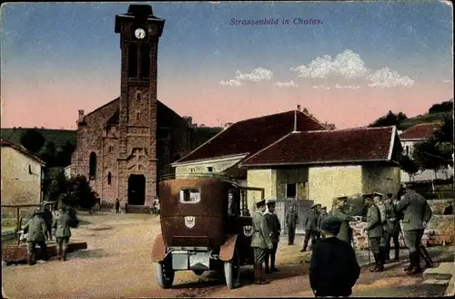 Ak Châtas Vosges, Deutsche Soldaten in Uniformen an der Kirche, Armeefahrzeug, I. WK