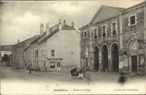 Ak Neufchâteau Lothringen Vosges, Halles et College