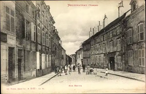 Ak Neufchâteau Lothringen Vosges, Rue Neuve