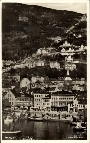 Ak Bergen Norwegen, Stadtpanorama, Hafen, Boote, Berg