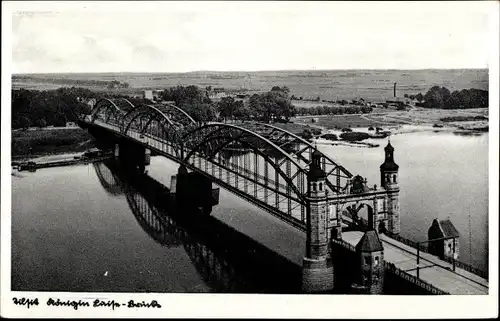 Ak Sowetsk Tilsit in Ostpreußen, Königin Luise Brücke aus der Vogelschau