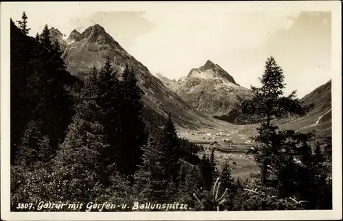 Ak Galtür in Tirol, Panorama mit Gorfenspitze, Ballunspitze