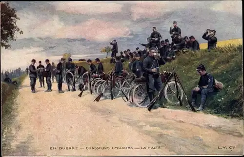 Künstler Ak En Guerre, Chasseurs Cyclistes, la Halte, französische Soldaten, Fahrräder