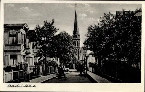 Ak Ostseebad Ahlbeck Usedom, Straßenpartie, Kirche