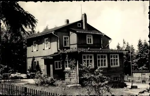 Foto Ak Oberhof im Thüringer Wald, Blick auf Forsthaus Sattelbach