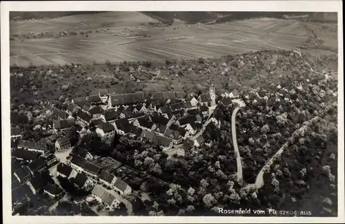 Ak Rosenfeld Baden Württemberg, Fliegeraufnahme von Ort und Umgebung, Kirche, Straße