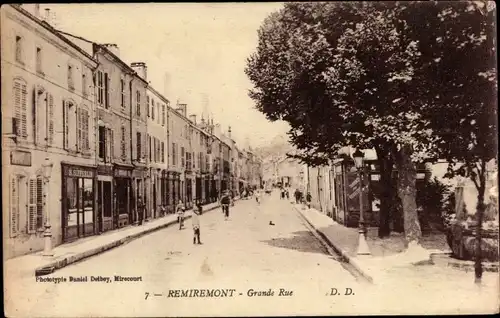 Ak Remiremont Lothringen Vosges, Grande Rue