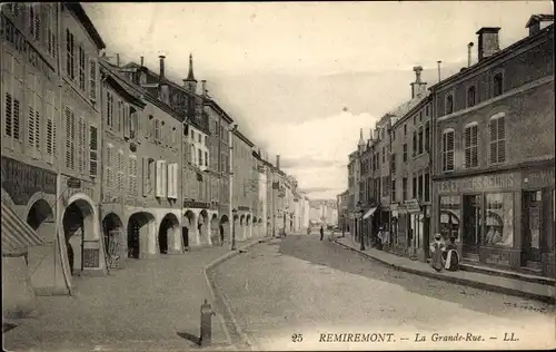 Ak Remiremont Lothringen Vosges, La Grande Rue