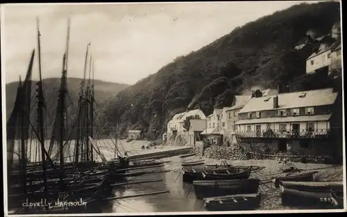 Foto Ak Clovelly Devon England, Hafenpartie