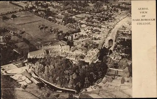 Ak Marlborough Wiltshire England, College, Fliegeraufnahme