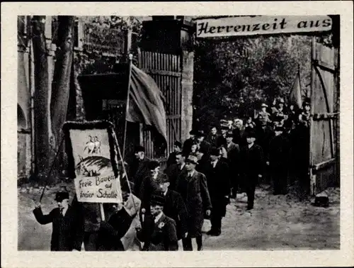 Sammelbild Geschichte der deutschen Arbeiterbewegung Teil III Bild 99, Junkerland in Bauernhand