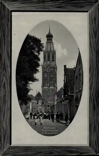 Passepartout Ak Enkhuizen Nordholland Niederlande, Torenstraat met St. Pancrastoren