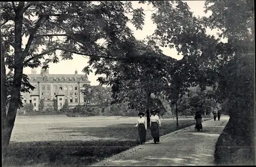 Ak Zwickau in Sachsen, Partie in den Anlagen