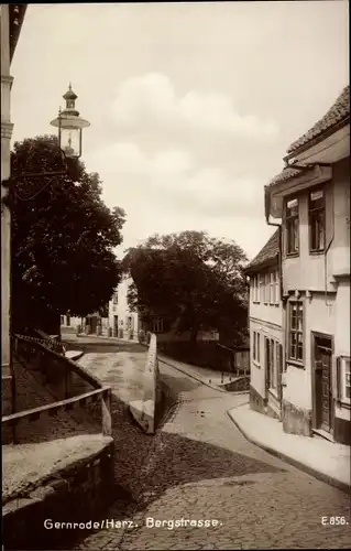 Ak Gernrode Quedlinburg im Harz, Partie in der Bergstraße, Altstadt