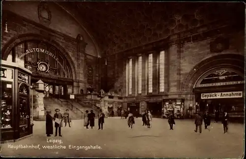 Ak Leipzig in Sachsen, Hauptbahnhof, westliche Eingangshalle