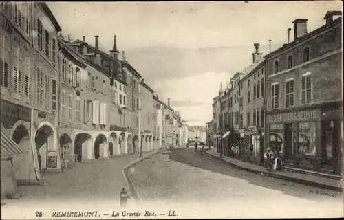 Ak Remiremont Lothringen Vosges, La Grande Rue