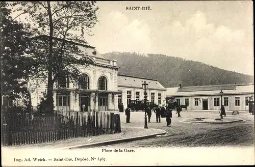 Ak Saint Dié des Vosges, Place de la Gare, La Gare