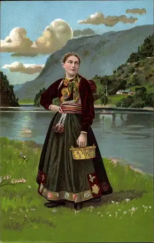 Ak Frau in dänischer Volkstracht, Korb, Fluss