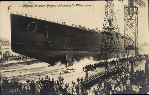 Künstler Ak Schwormstädt, Wilhelmshaven, Stapellauf des Kreuzers SMS Hindenburg, Kaiserliche Marine