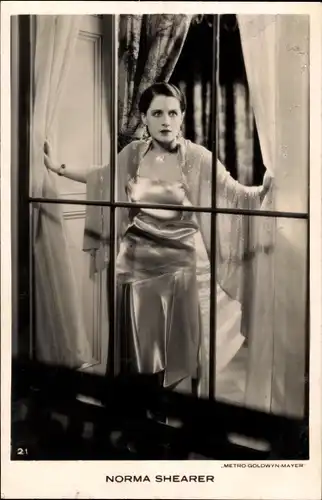 Ak Schauspielerin Norma Shearer, Portrait