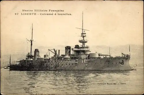 Ak Französisches Kriegsschiff, Marine Militaire Francaise, Cuirassé a tourelles Liberte
