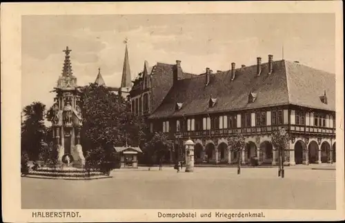 Ak Halberstadt am Harz, Domprobstei und Kriegerdenkmal