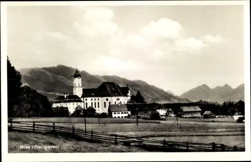 Ak Wies Steingaden in Oberbayern, Teilansicht mit Kirche