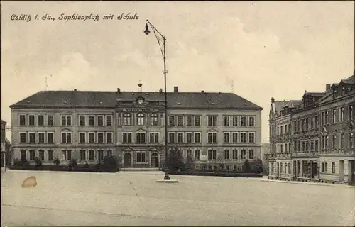 Ak Colditz in Sachsen, Sophienplatz mit Schule