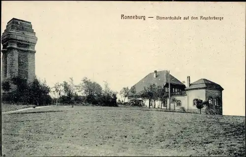 Ak Reust Rückersdorf in Thüringen, Reuster Berg, Bismarcksäule