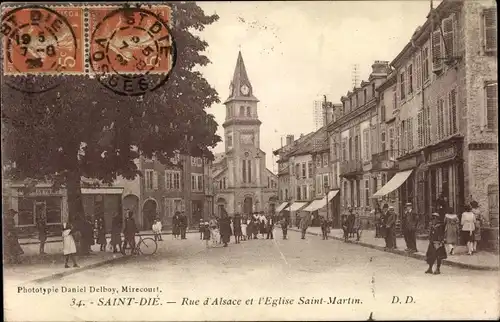 Ak Saint Dié des Vosges, Rue d'Alsace et l'Eglise Saint Martin