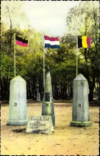 Ak Vaals Limburg Niederlande, Drielandenpunkt, Hoogste Punt van Nederland, Grenzflaggen
