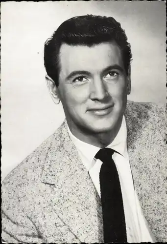 Ak Schauspieler Rock Hudson, Portrait mit Krawatte