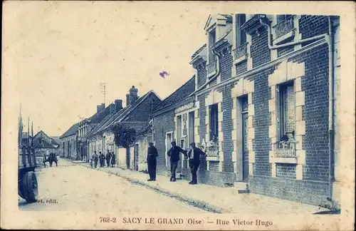 Ak Sacy-le-Grand Oise, Rue Victor Hugo