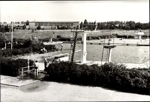 Ak Ronneburg in Thüringen, Sommerbad und Sporthalle 20. Jahrestag