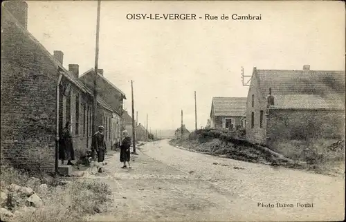 Ak Oisy le Verger Pas de Calais, Rue de Cambrai