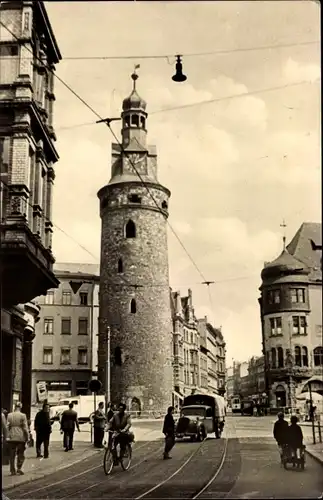 Ak Halle an der Saale, Klement Gottwald Straße mit Leipziger Turm