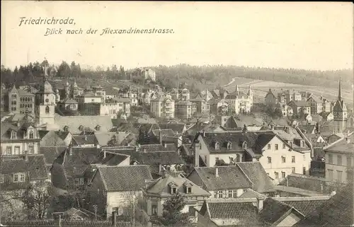 Ak Friedrichroda im Thüringer Wald, Blick nach der Alexandrinenstraße