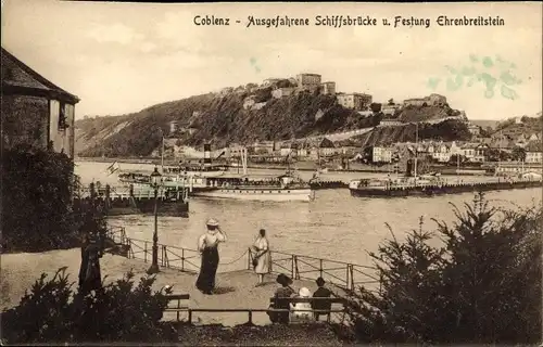 Ak Ehrenbreitstein Koblenz am Rhein, Ausgefahrene Schiffsbrücke und Festung