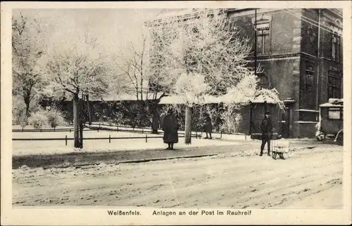 Ak Weißenfels im Burgenlandkreis, Anlagen an der Post im Rauhreif