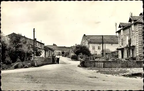 Ak Damas aux Bois Vosges, Rue Sarazin