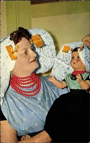 Ak Zeeland Niederlande, Seeländische Kleidertracht, Puppe