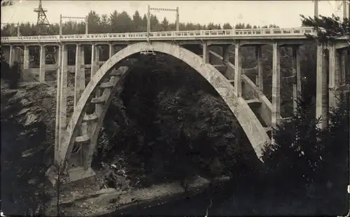 Foto Ak Bechyně Bechin Südböhmen, Eisenbahnbrücke