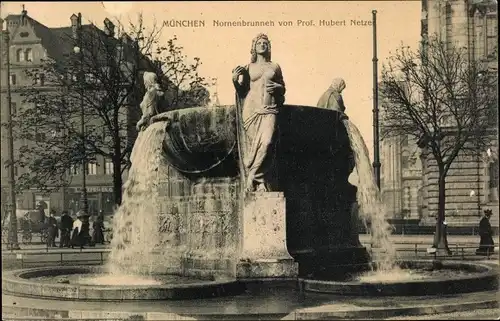 Ak München Bayern, Nornenbrunnen von Prof. Hubert Netze