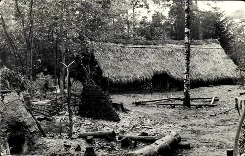 Ak Oldebroek Gelderland, Utrechts Buitencentrum, Broekeroordsweg 9, 't Loo, Hütte