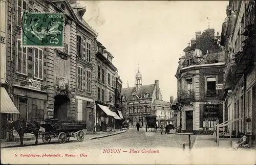 Ak Noyon-Oise, Place Cordouen, Hotel